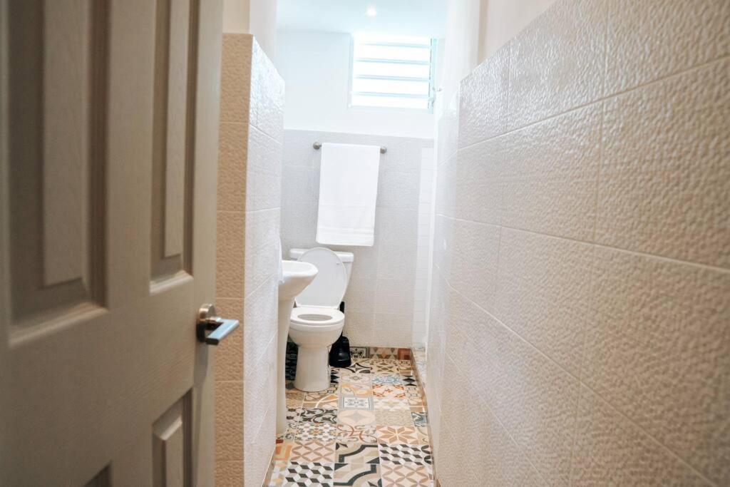 Comfy & Bright Apt @ Calle Loiza - Walk To Beach / Calle Loiza Abajo -N Apartment San Juan Ngoại thất bức ảnh