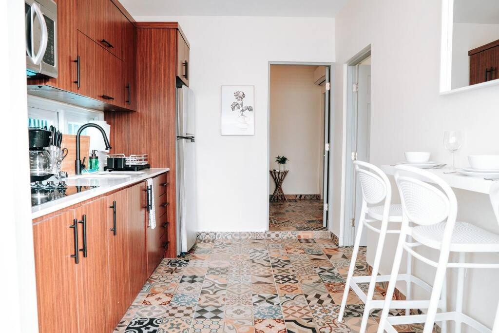 Comfy & Bright Apt @ Calle Loiza - Walk To Beach / Calle Loiza Abajo -N Apartment San Juan Ngoại thất bức ảnh